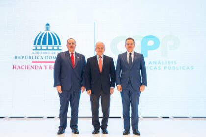 Exministro de Hacienda de Chile, Felipe Larraín, destaca fortalezas económicas de RD en el contexto actual