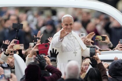 Papa León XIV invita a no ser indiferentes