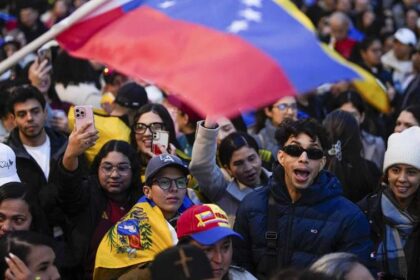 Venezolanos en distintos países celebran la captura de Maduro