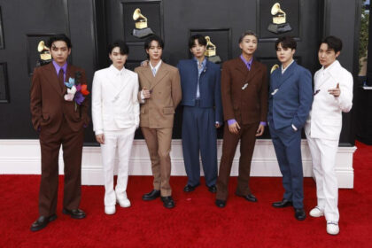 BTS anuncia gira mundial y lanzamiento de álbum para marzo