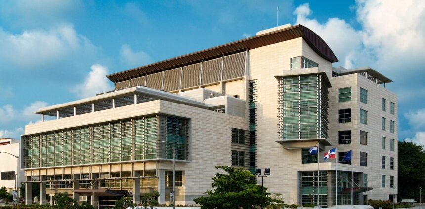 Exjuez Juan Francisco Rodríguez Consoró habría amenazado de muerte a su pareja