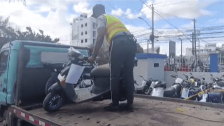Policía retiene 31 motocicletas durante operativos contra carreras clandestinas