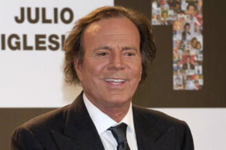 Denuncian a Julio Iglesia por abuso sexual en RD