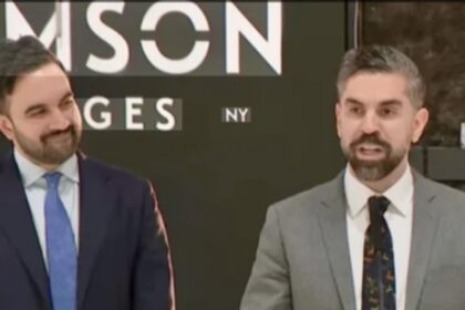 El alcalde New York designa al dominicano Rafael Espinal como comisionado Medios y Entretenimiento