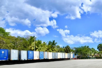 Empresa Horizon Auto Logistics confirma muerte de chofer tras accidente en el río Ozama