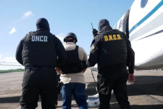 RD extradita a ciudadanos británico y dominicano requeridos por Reino Unido y EEUU