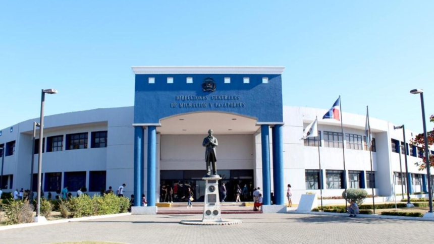 Migración detiene 2,481 extranjeros ilegales y deporta 2,560