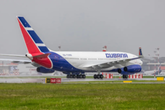 Cuba comunica a las aerolíneas que en 24 horas se queda sin combustible para aviones