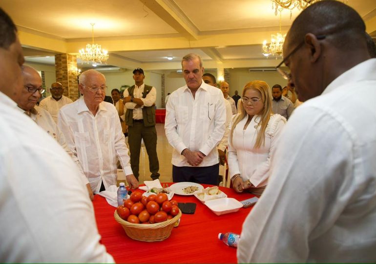 Presidente inaugura el Festival del Tomate Azua 2026