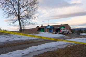 Identifican a una joven transgénero de 18 años como autora de masacre en Canadá que dejó ocho muertos