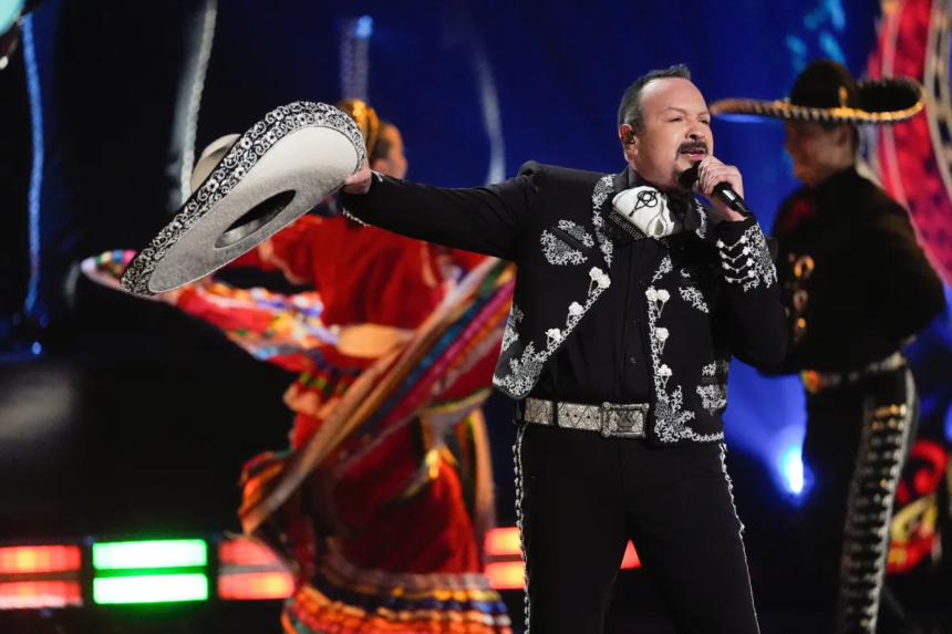 Pepe Aguilar niega ataque armado en su contra: «Mi familia está bien»