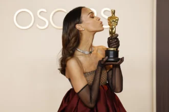 Zoe Saldaña será una de las presentadoras de los Óscar el 15 de marzo