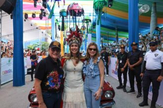 Mariasela Álvarez es coronada Reina Momo del Carnaval de Punta Cana 2026