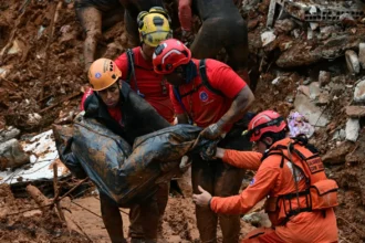 30 muertos y decenas de desaparecidos por fuertes lluvias en Brasil