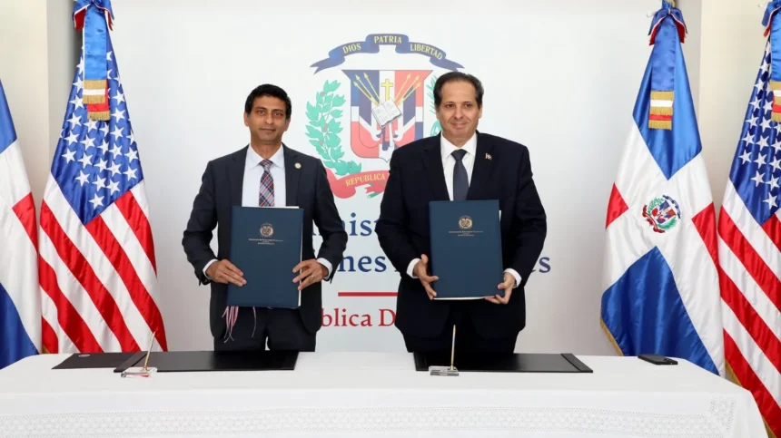 RD y EE. UU. sellan acuerdo de US$60.8 millones para fortalecer el sistema de salud