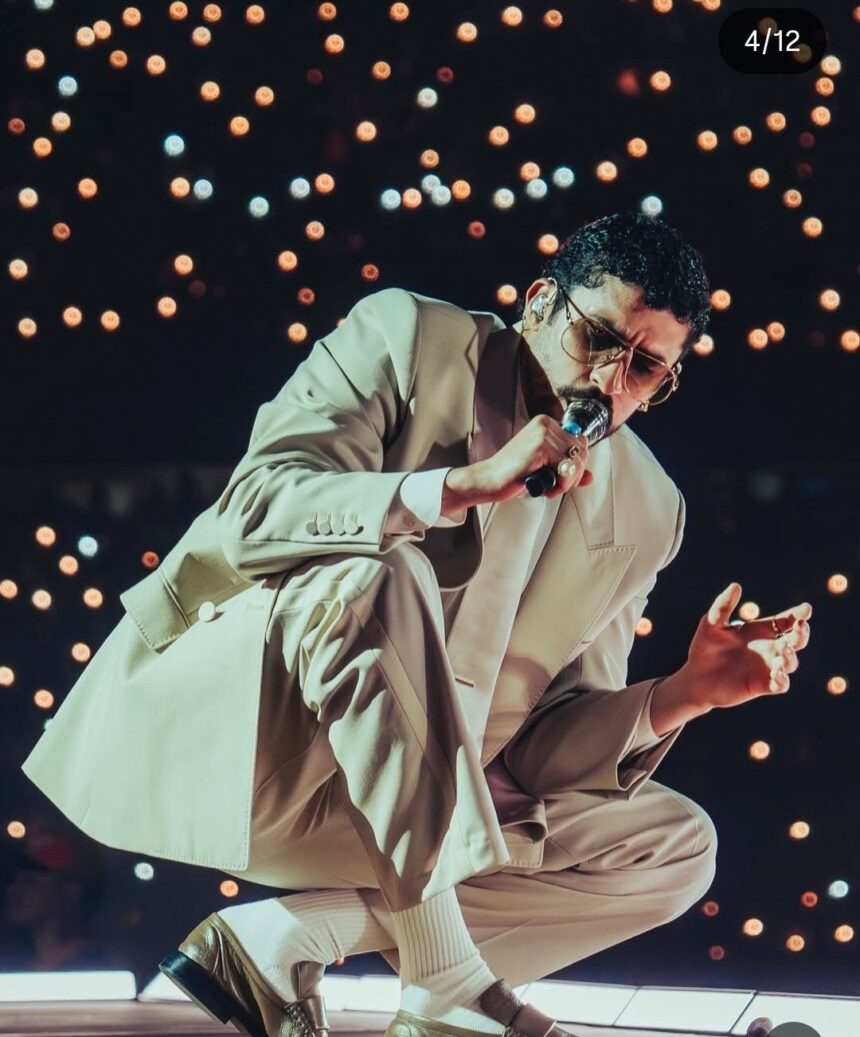 Bad Bunny busca inscribir su nombre en los récords de los premios Grammy