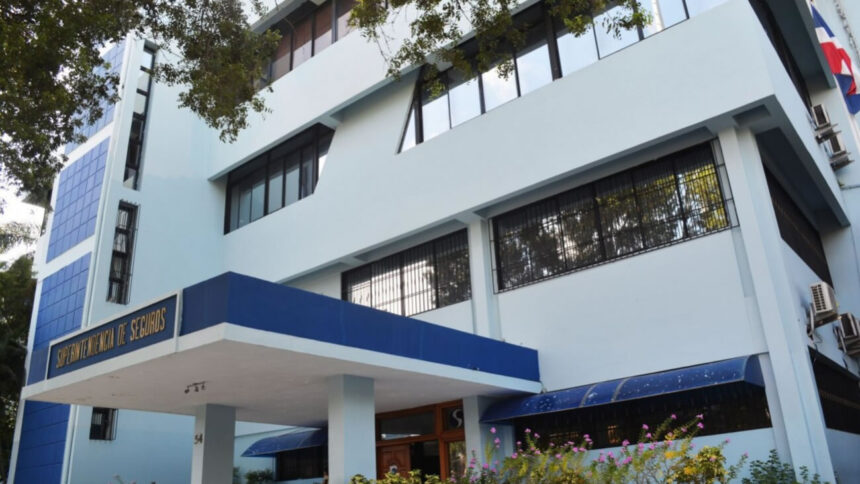 Superintendencia de Seguros lanza su Oficina Virtual y pone en marcha el Registro Nacional de Actuarios