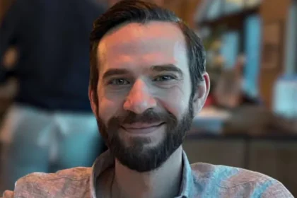 Un hombre se quita la vida tras mantener una delirante relación con la IA de Google