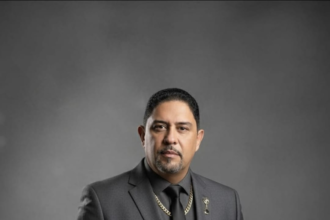 Reymon-Ici promociona el tema “Cuando Estás Conmigo”