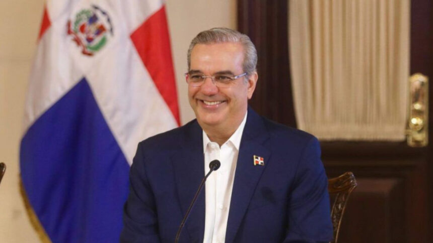 Presidente Abinader viaja este lunes a Francia; se reunirá con su homólogo, Emmanuel Macron