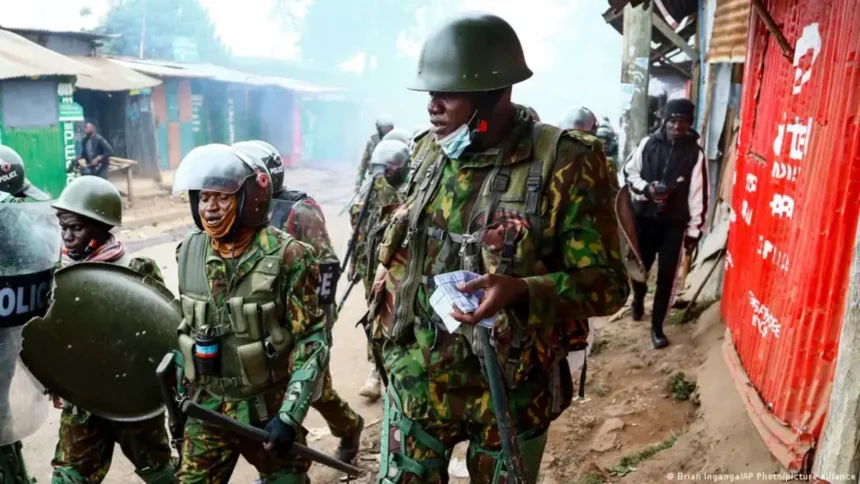 Regresan a Kenia 215 policías desplegados en la misión internacional de seguridad en Haití