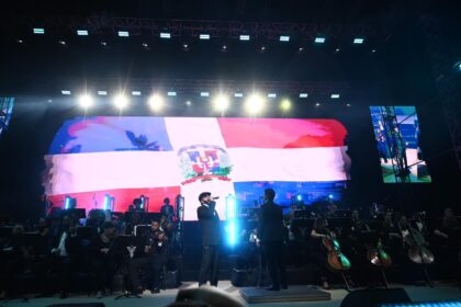 Yandel eleva sus éxitos junto a la Orquesta Sinfónica Nacional en Altos de Chavón