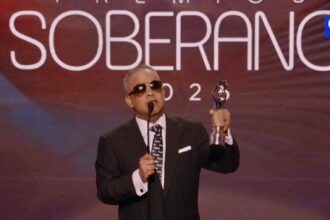 Héctor Acosta (El Torito) agradece a Acroarte por sus dos Premios Soberano 2026