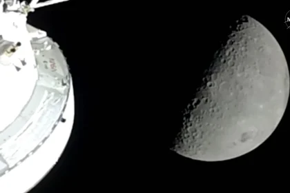 NASA restablece contacto con astronautas de Artemis II tras su paso detrás de la Luna