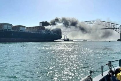 Un fallecido y alerta de seguridad provoca el incendio ocurrido en el puente más antiguo sobre el Canal de Panamá