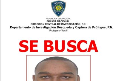 Policía busca a hombre acusado de homicidio en Monte Plata
