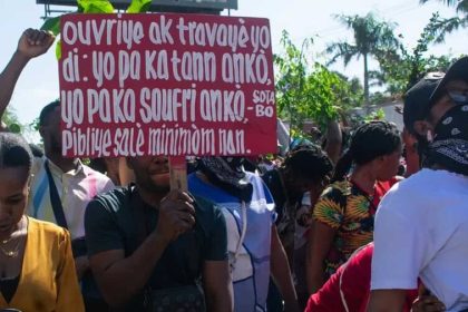 Miles de trabajadores en Haití exigen en las calles un salario mínimo de 23 dólares al día