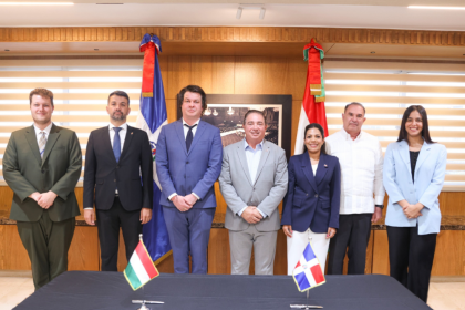 RD y Hungría firman acuerdo aéreo para promover la conectividad