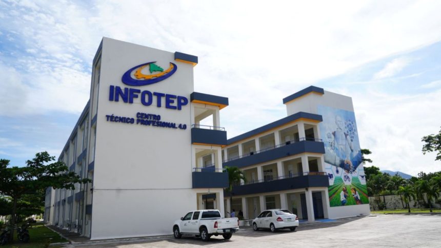 Más de 187,000 egresados del Infotep se insertan en el empleo formal