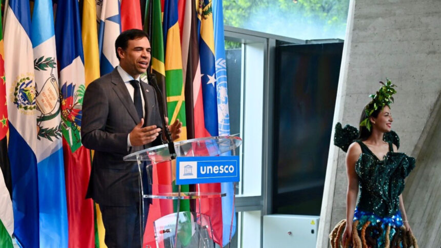 Ministro Roberto Ángel Salcedo encabeza la inauguración de la Semana de América Latina y el Caribe en la Unesco