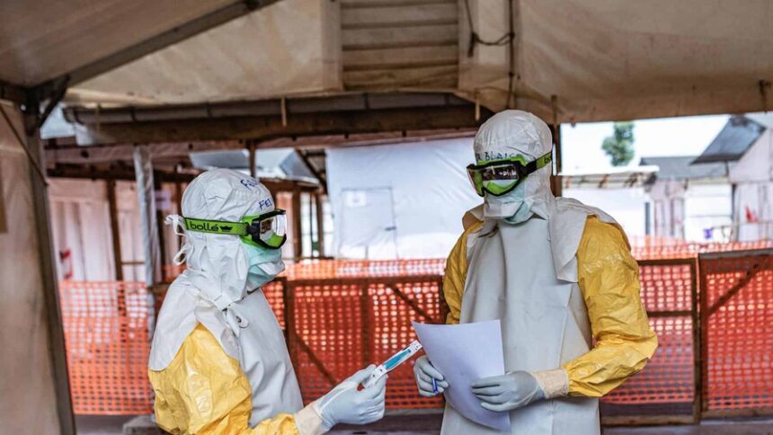 OMS ensayará dos posibles tratamientos contra el ébola Bundibugyo en la RDC
