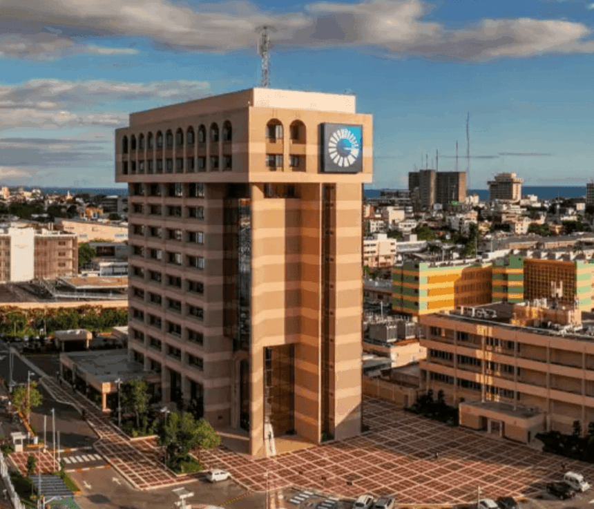 Banco Popular incorpora inteligencia artificial para agilizar la entrega de tarjetas a sus clientes