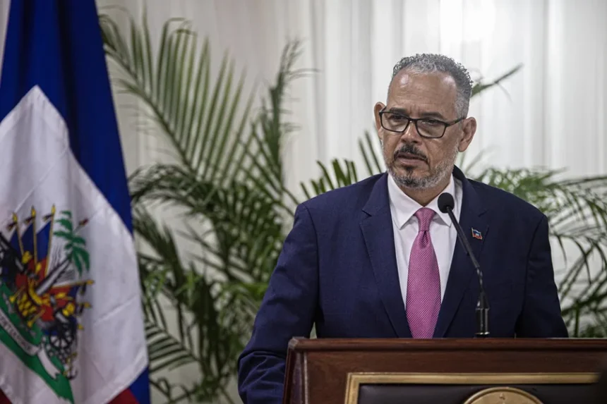 Miembros del Consejo Electoral Provisional de Haití anuncian el aplazamiento de las elecciones generales hasta diciembre de 2026.