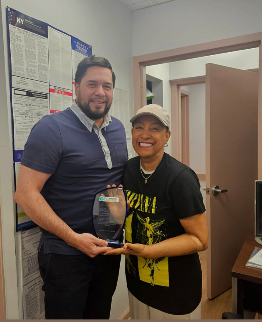 Milly Quezada, artista dominicana reconocida como madrina oficial de El Corazón de la Medicina en Nueva York.