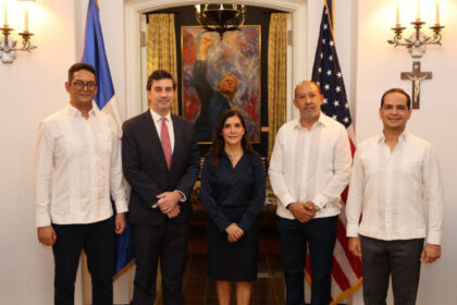 Sistema 911 fortalece cooperación tecnológica con Estados Unidos