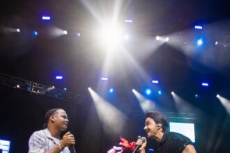 Dalvin La Melodía y Luis Fonsi sorprenden al cantar juntos en concierto en Florida