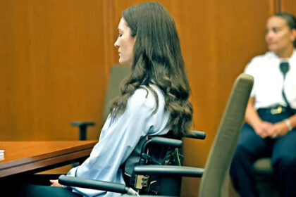 Lindsay Clancy durante proceso judicial por la muerte de sus tres hijos en Massachusetts