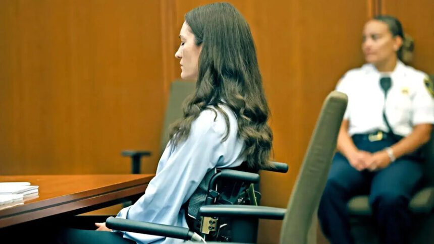 Lindsay Clancy durante proceso judicial por la muerte de sus tres hijos en Massachusetts