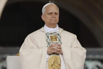 Papa León XIV durante su recuperación en el hospital Gemelli de Roma tras una cirugía por cáncer de pulmón en octubre de 2026.