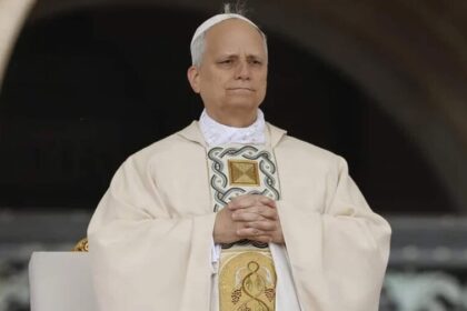 Papa León XIV durante su recuperación en el hospital Gemelli de Roma tras una cirugía por cáncer de pulmón en octubre de 2026.