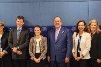 Hacienda y Banco Mundial analizan proyectos en República Dominicana.